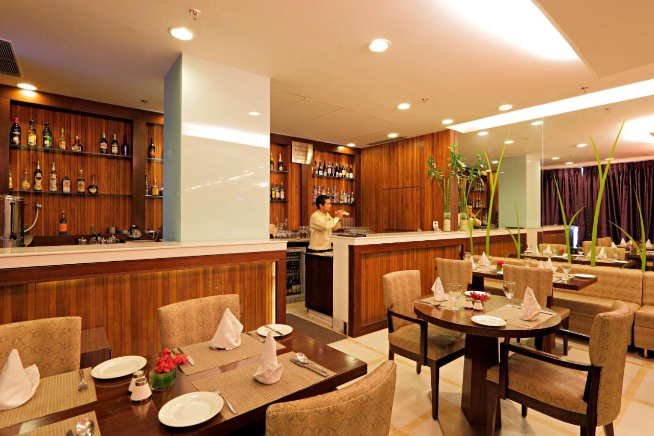 Country Inn & Suites by Radisson, Delhi Saket