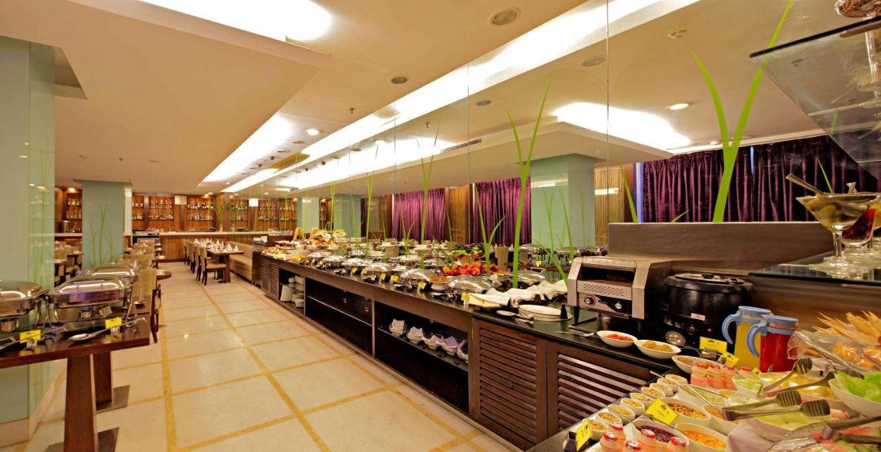 Country Inn & Suites by Radisson, Delhi Saket