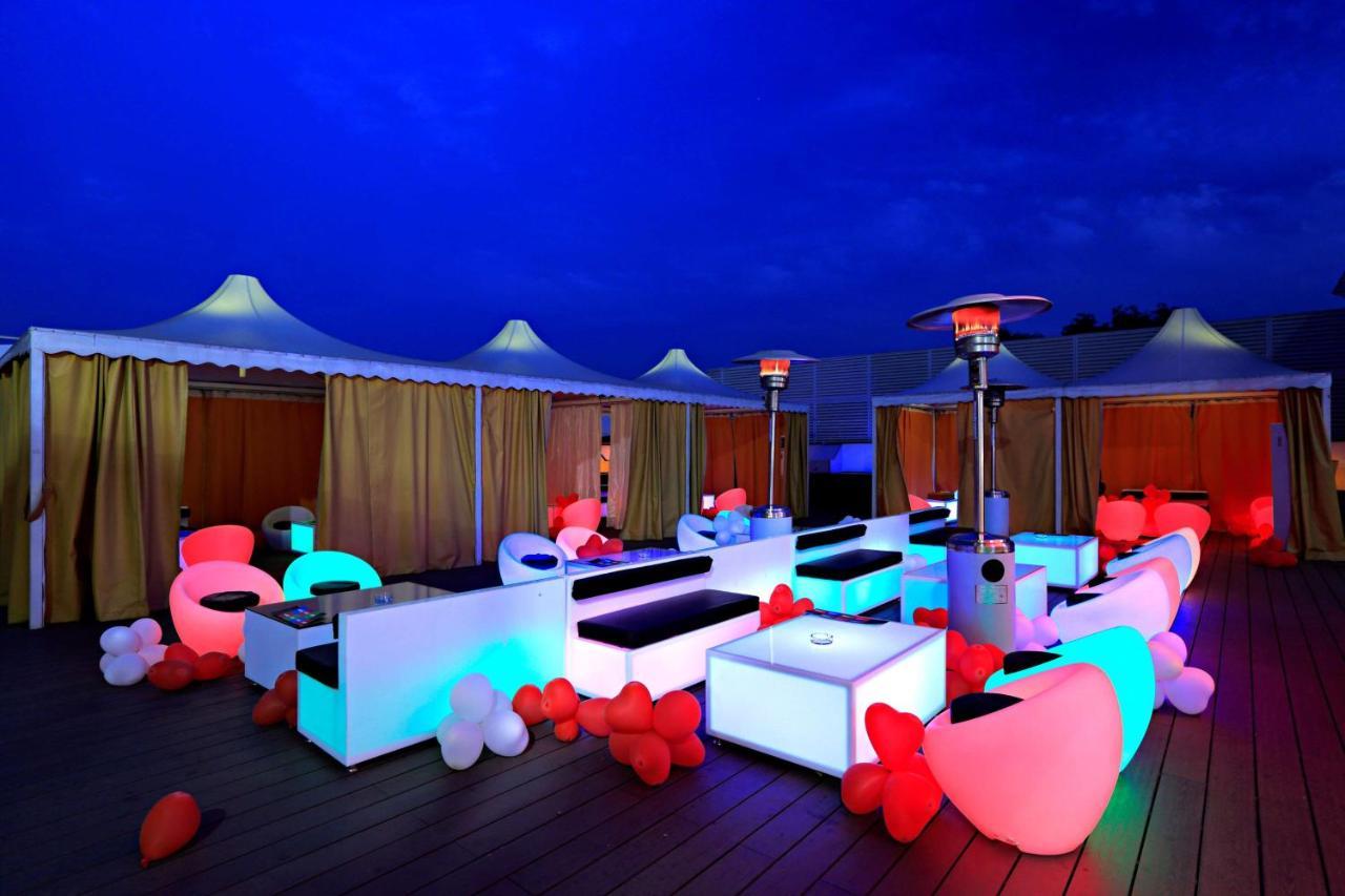 Country Inn & Suites by Radisson, Delhi Saket