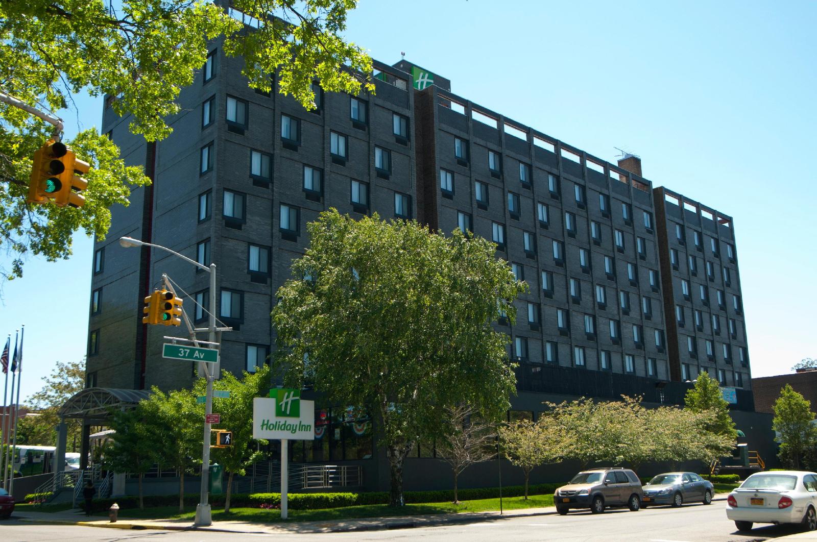 Holiday Inn LaGuardia Airport