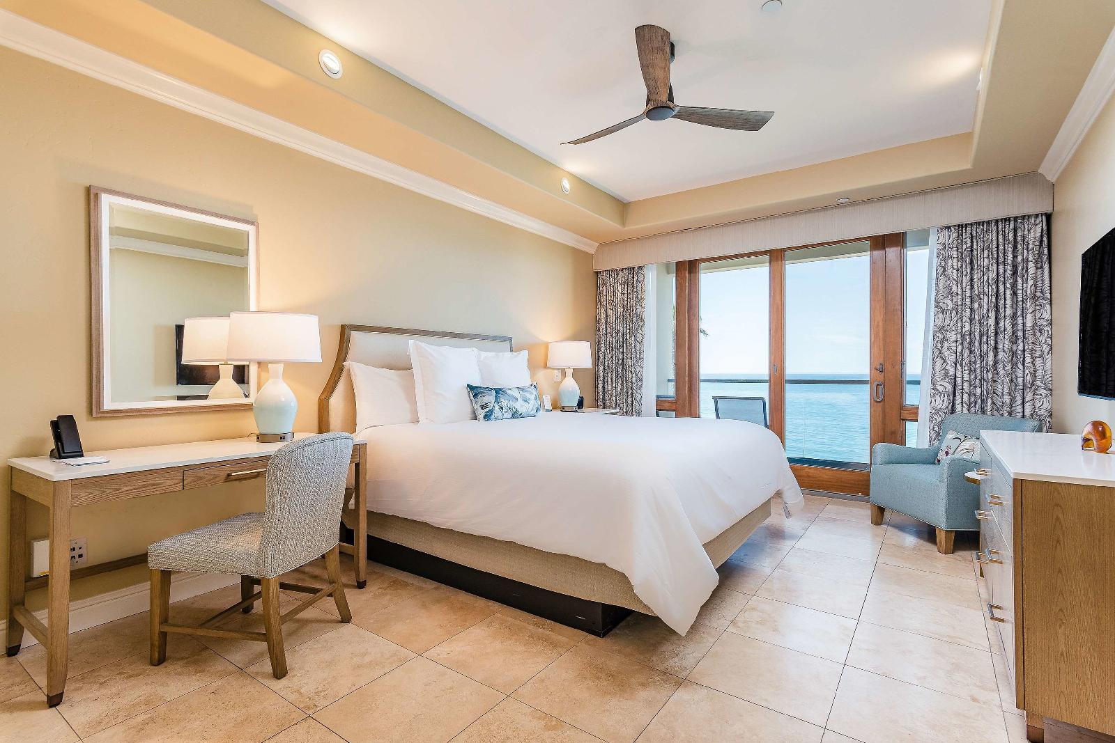 Dolphin Bay Resort & Spa