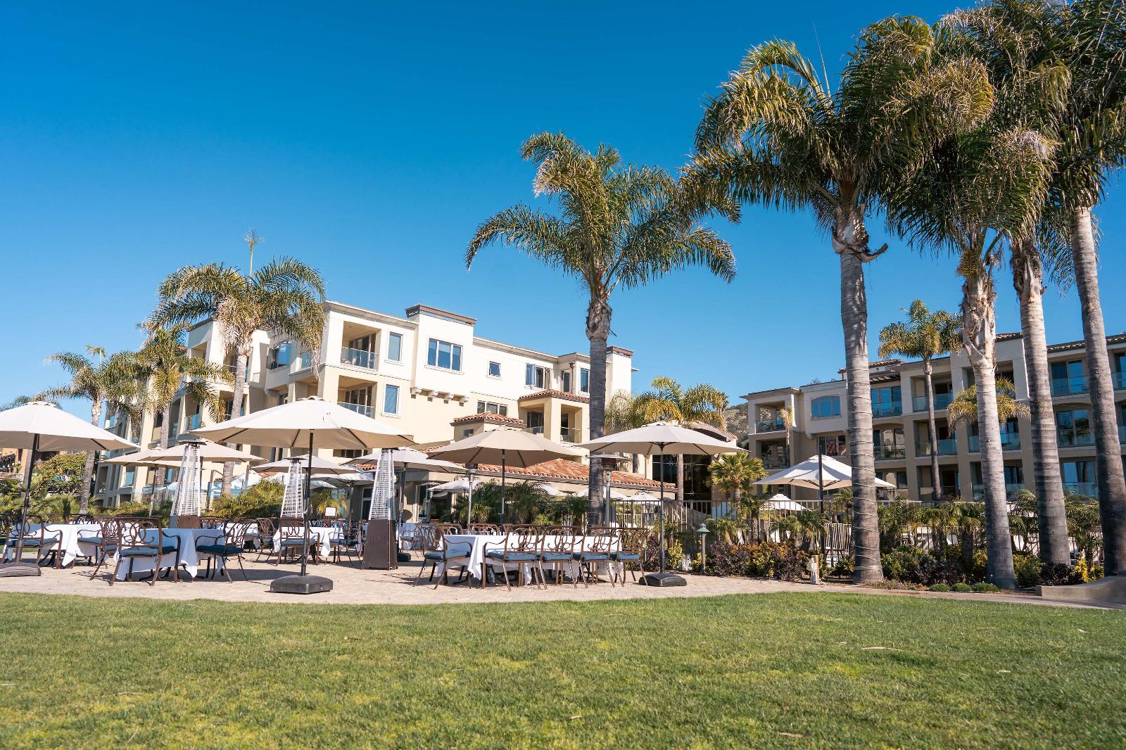 Dolphin Bay Resort & Spa