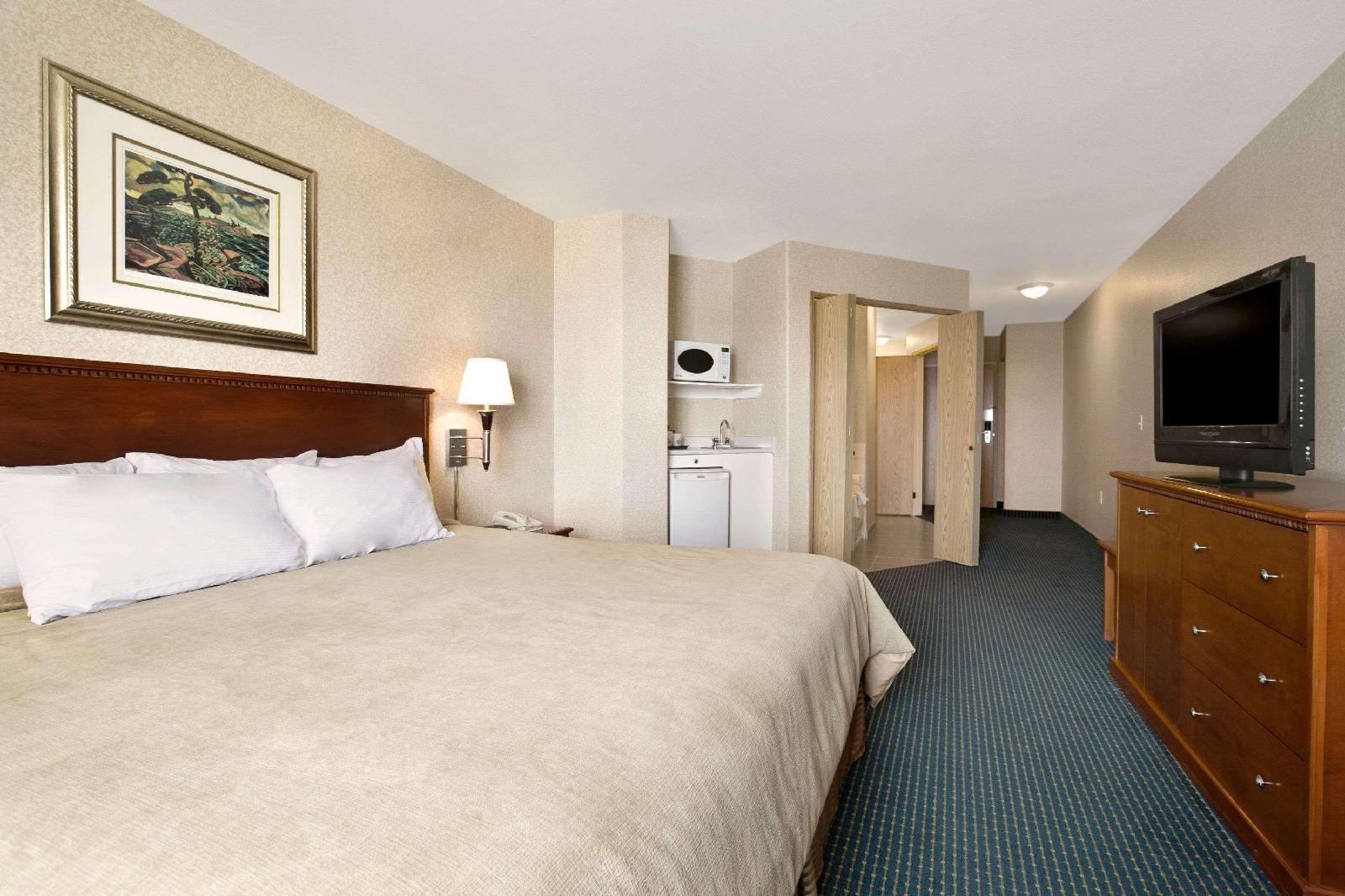 Days Inn - Prince Albert