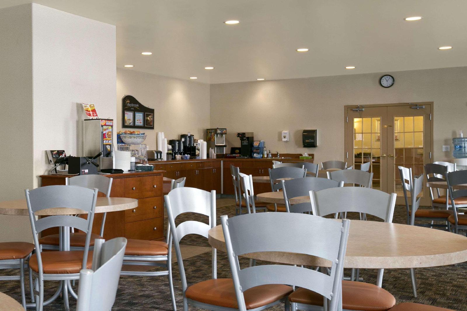 Days Inn - Prince Albert