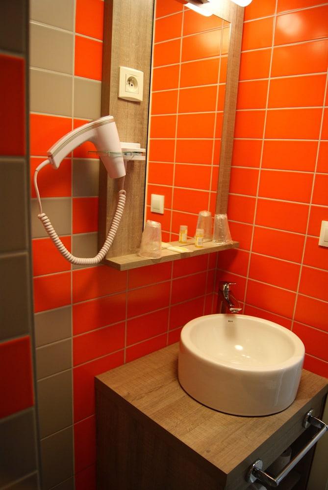 Hotel The Originals Clermont-Ferrand South Aubiere