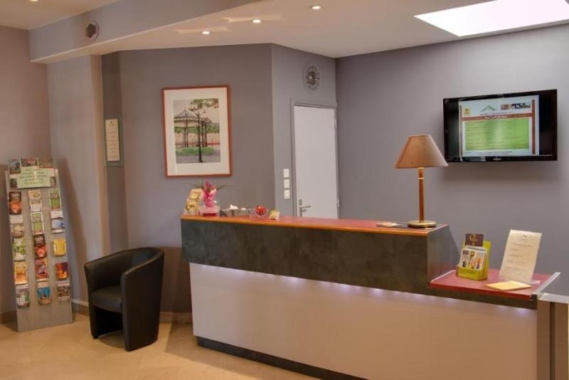 Logis Hotel L'Amandois