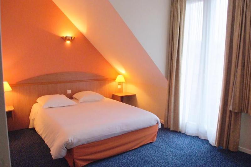 Logis Hotel L'Amandois