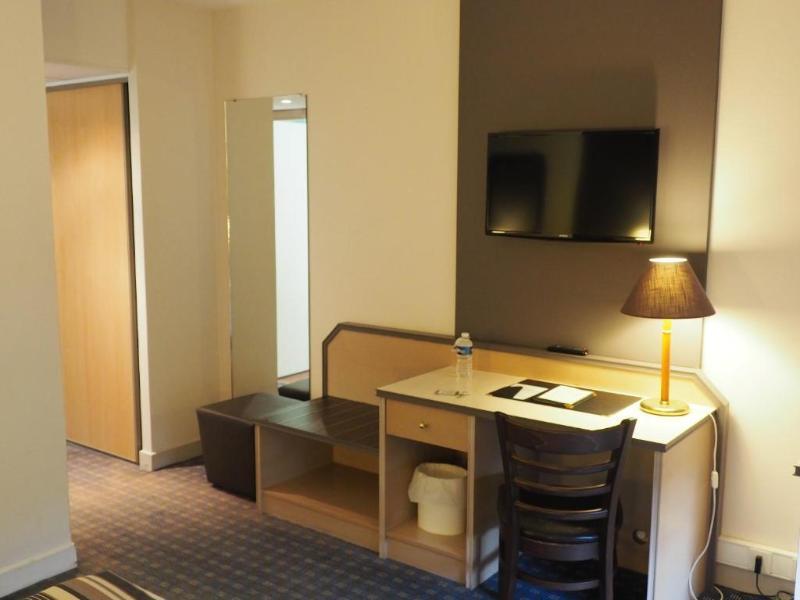 Logis Hotel L'Amandois