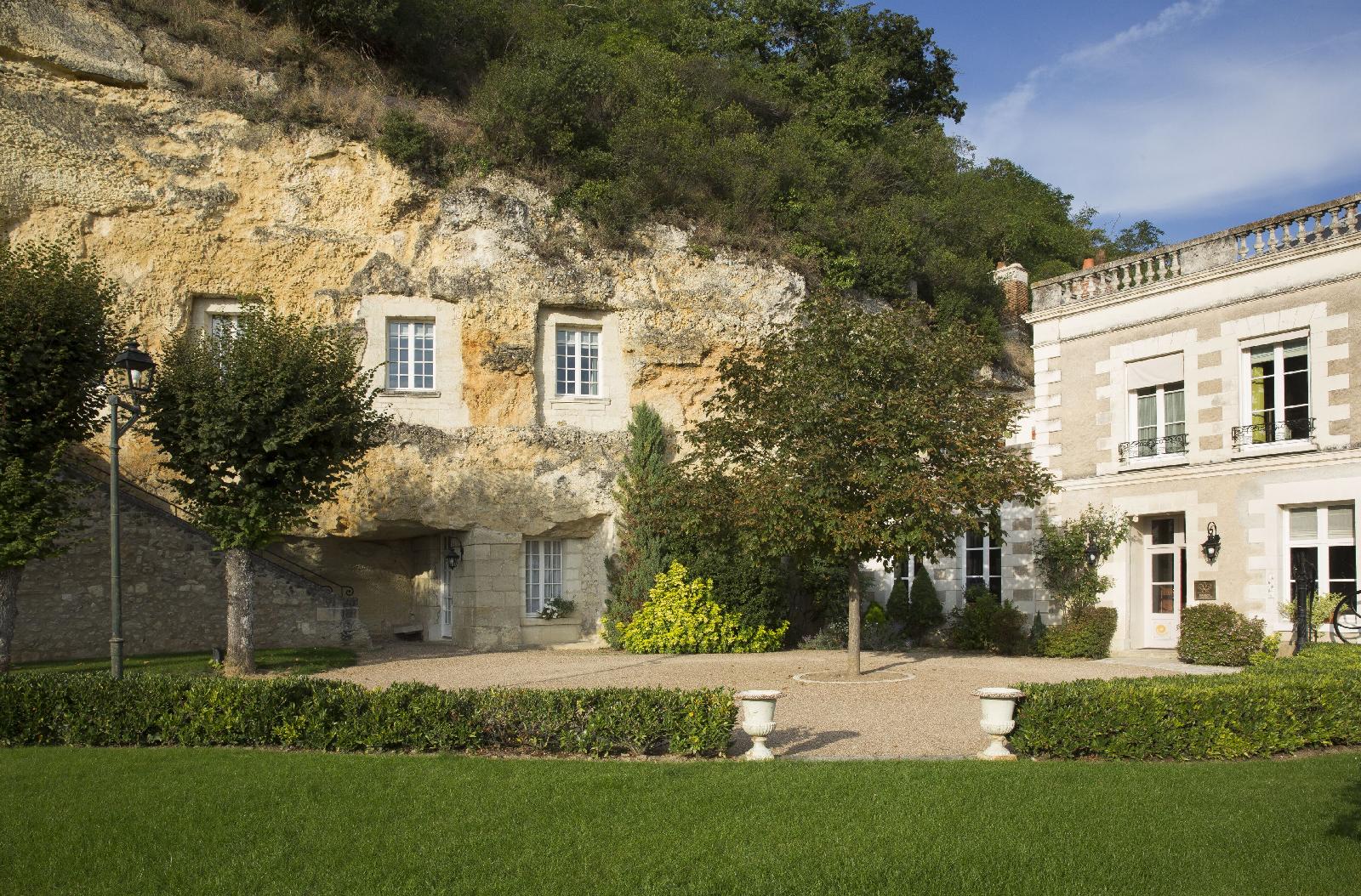 Les Hautes Roches