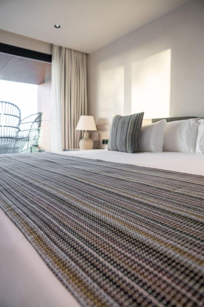 Tensuites