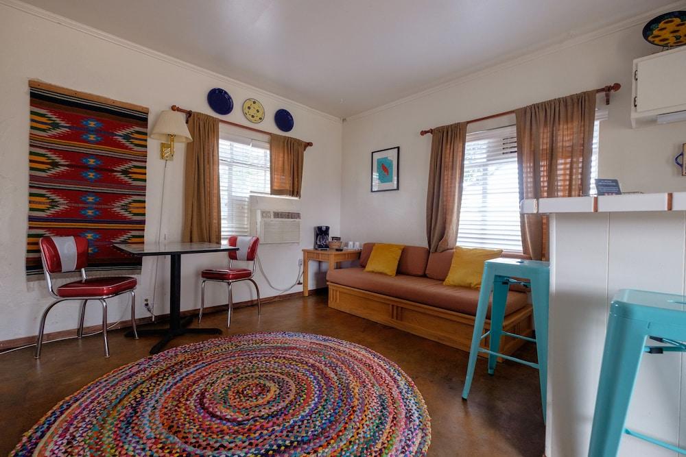 Antelope Lodge Alpine