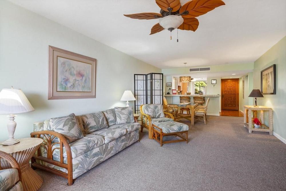Holualoa Bay Villas