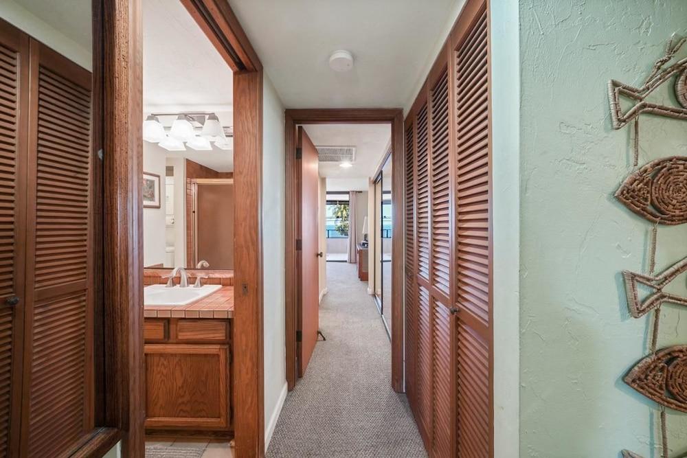 Holualoa Bay Villas