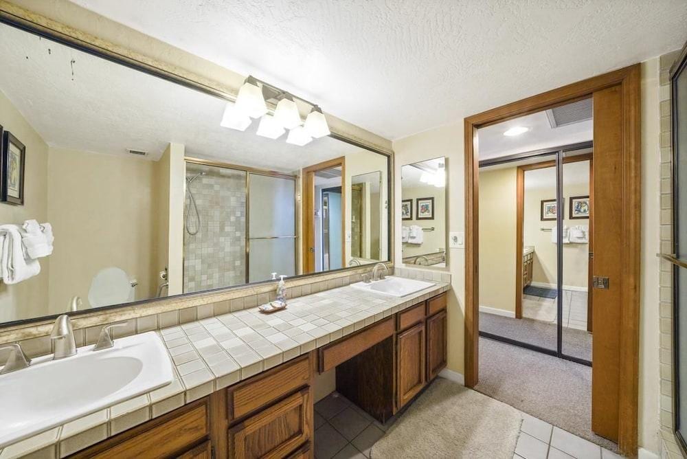 Holualoa Bay Villas