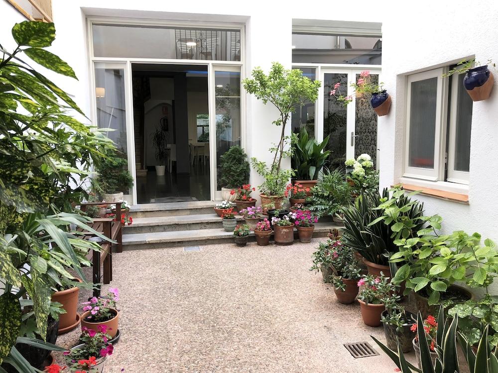 Hostal Mediterráneo