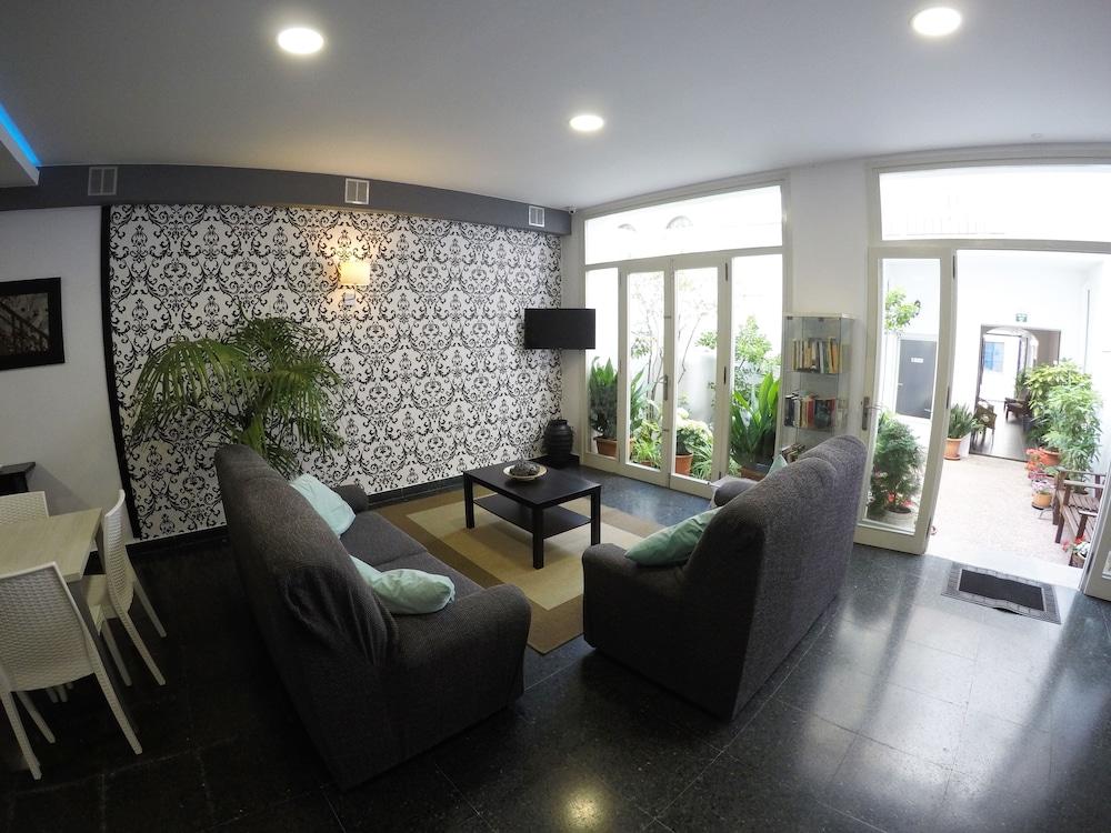 Hostal Mediterráneo