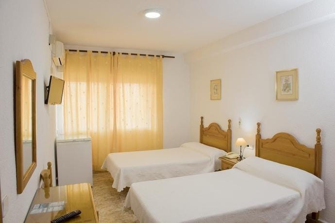 Hotel y Apartamentos Sierra Mar