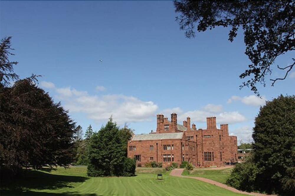 Abbey House Hotel & Gardens