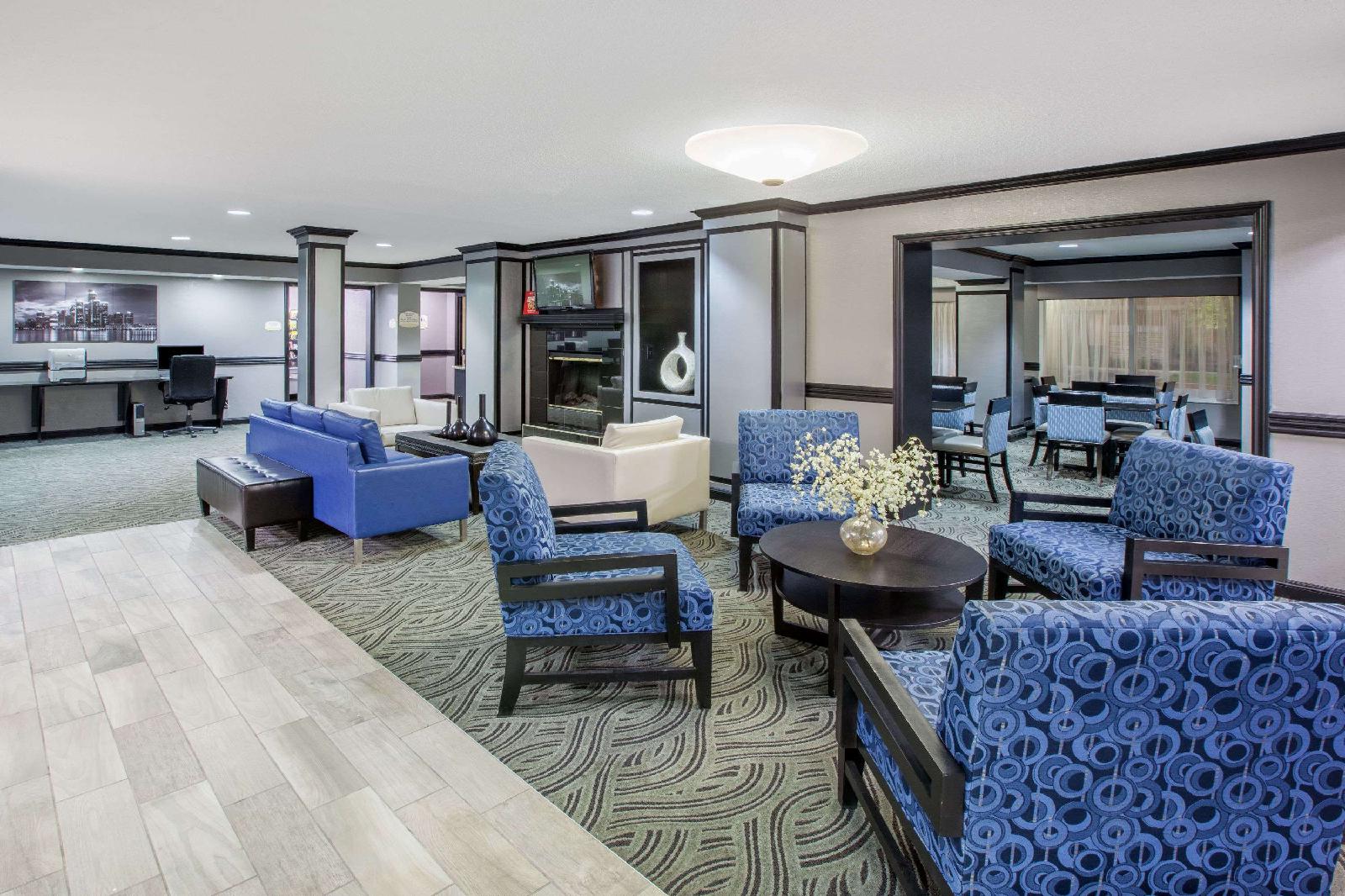 Baymont Inn & Suites Canton