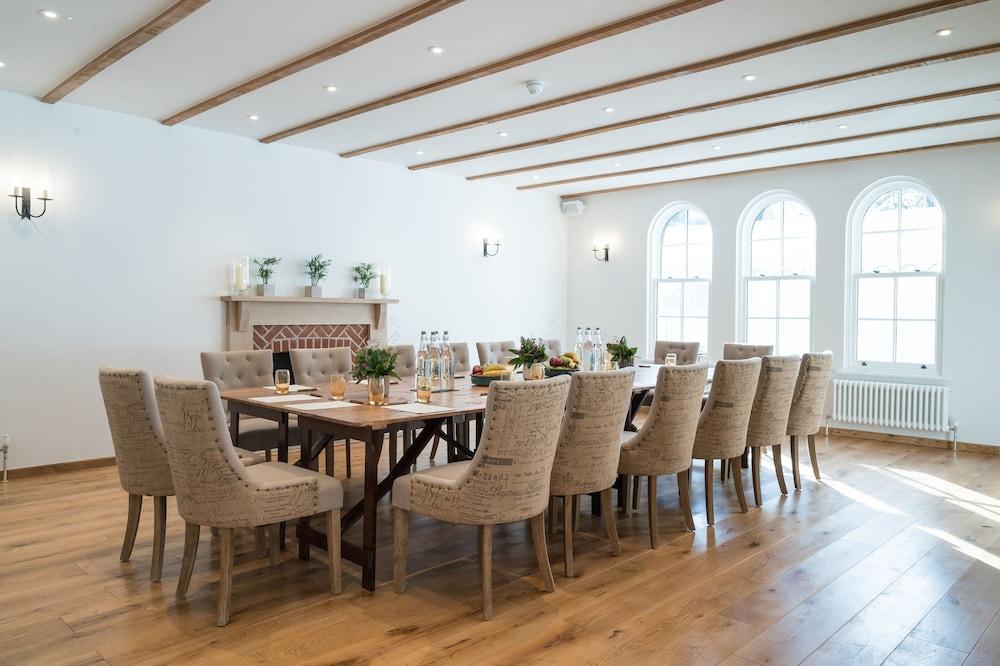 Burley Manor
