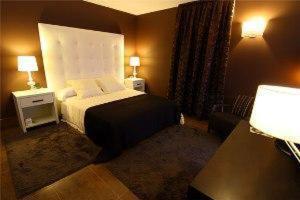 Hotel Puente Romano