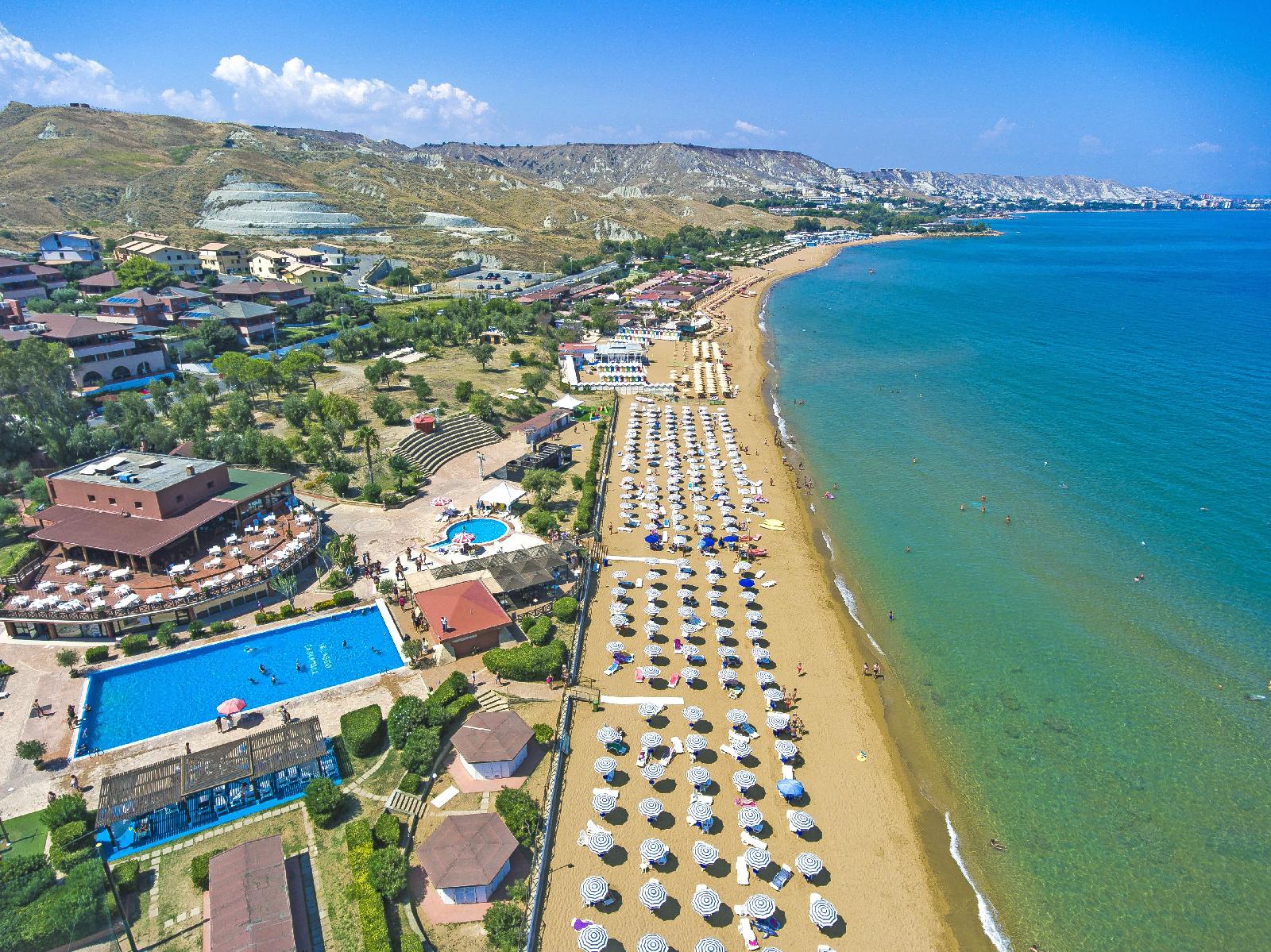 Hotel Casarossa Beach & Sporting
