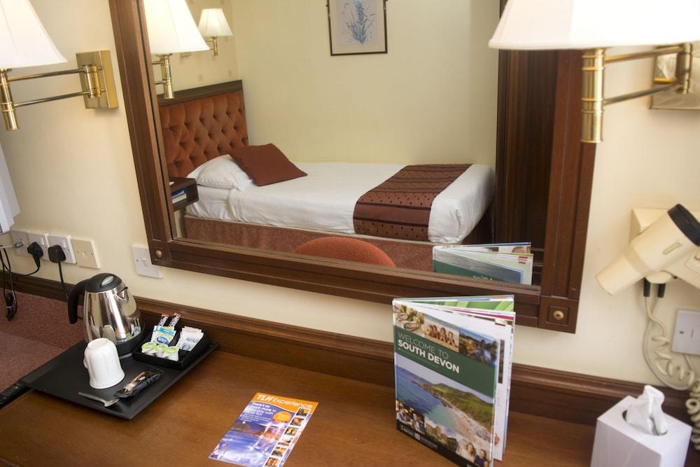 TLH Toorak Hotel