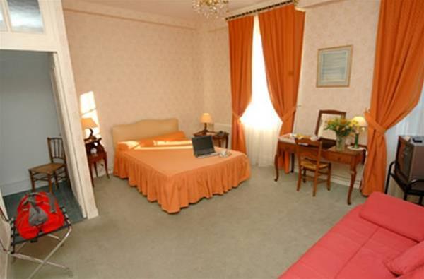 Citotel Le Volney