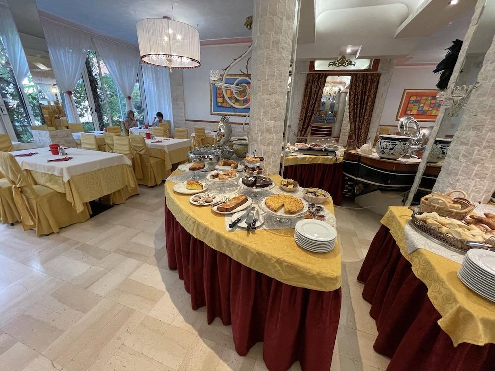Hotel Milton