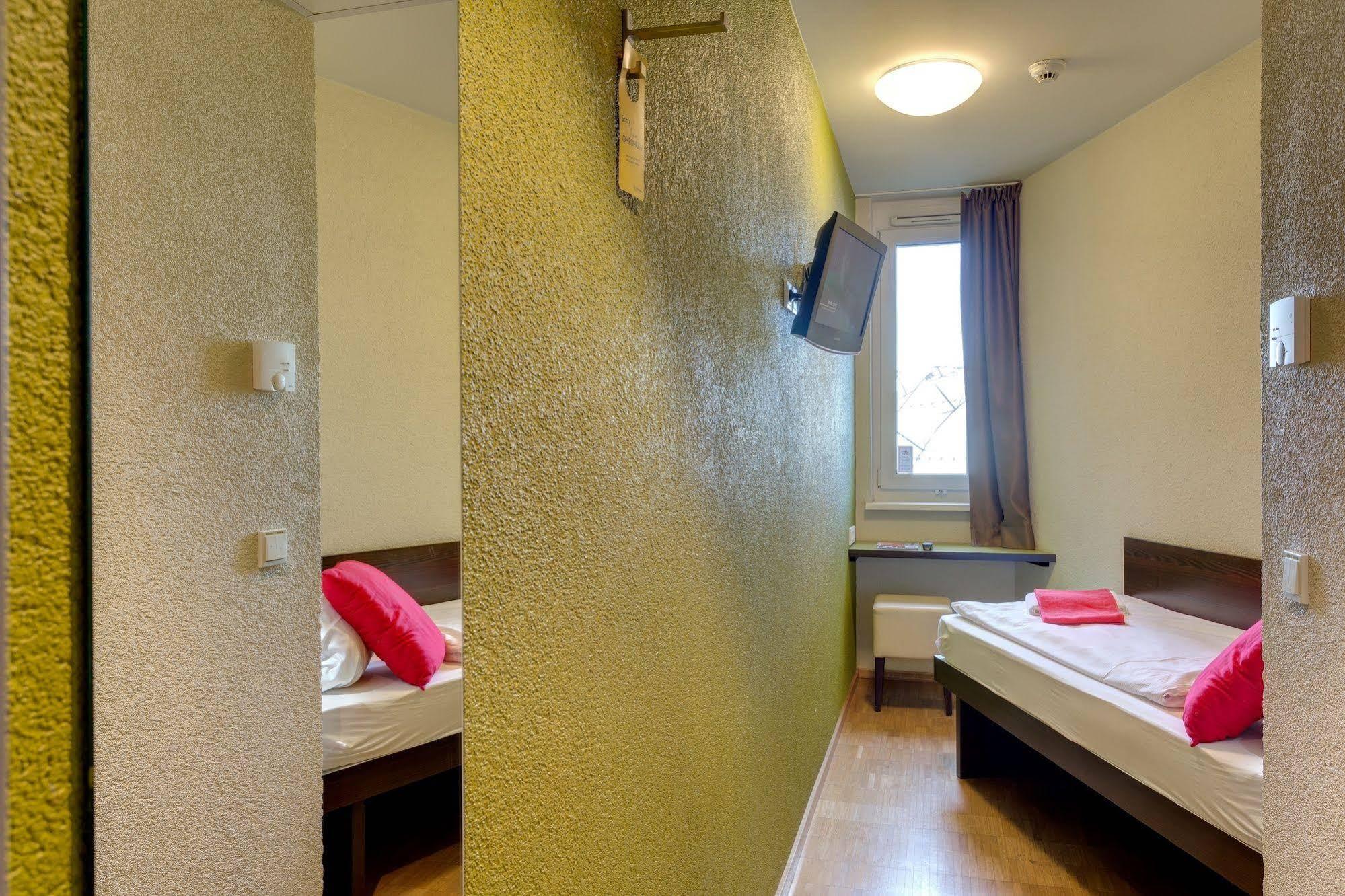 Meininger Hotel Berlin Hauptbahnhof