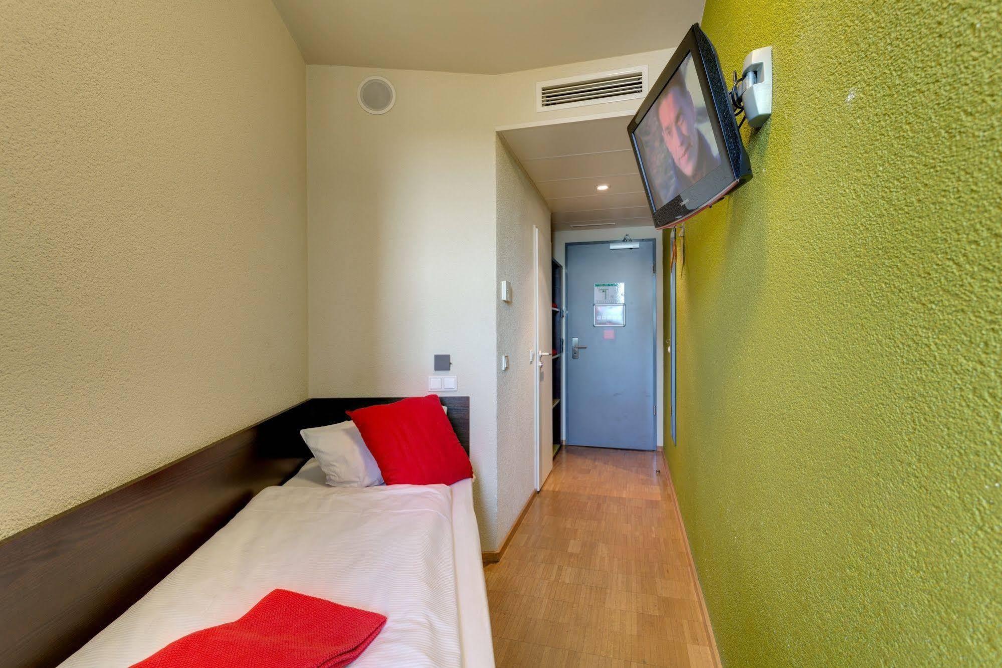 Meininger Hotel Berlin Hauptbahnhof