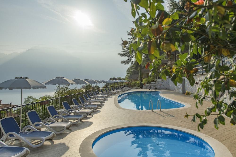 Residence Oasi