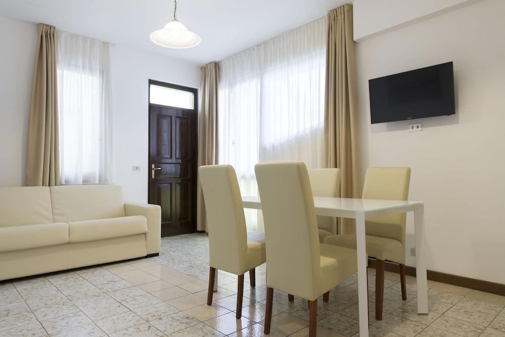 Residence Oasi