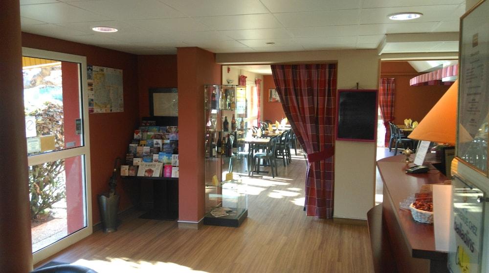 Hotel initial Lyon / Villefranche-Sur-Saone  by balladins