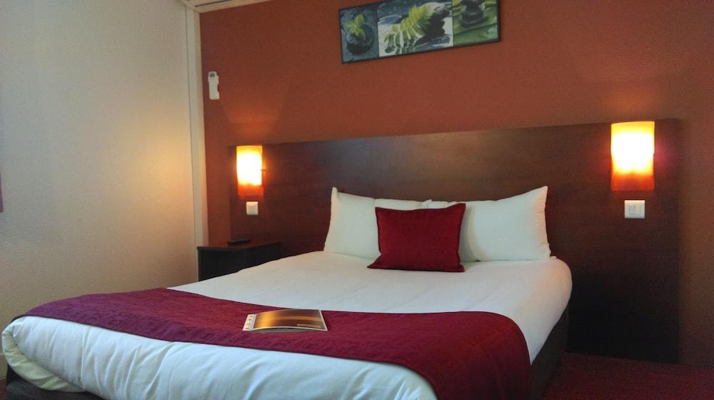 Hotel initial Lyon / Villefranche-Sur-Saone  by balladins