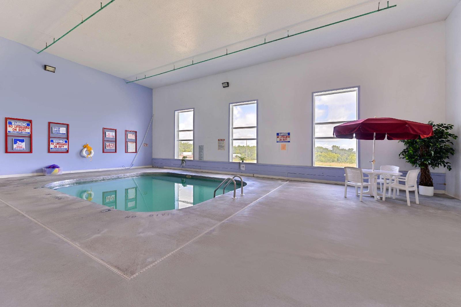 Americas Best Value Inn And Suites  Clear Lake
