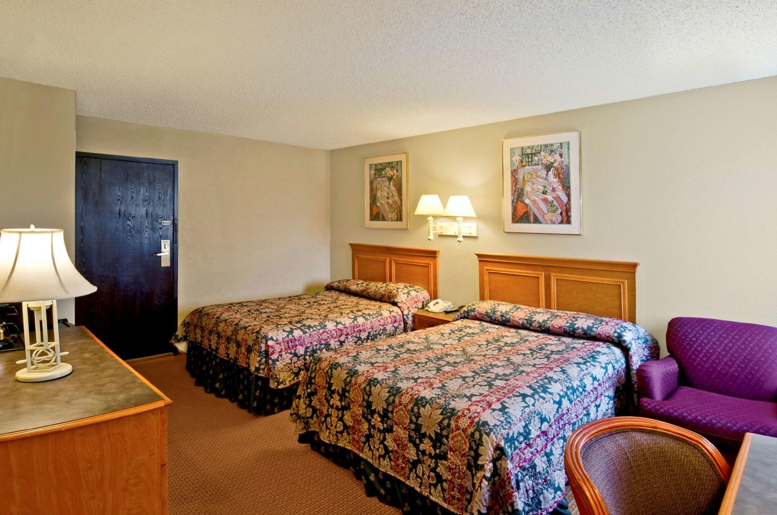Americas Best Value Inn & Suites - Hesston