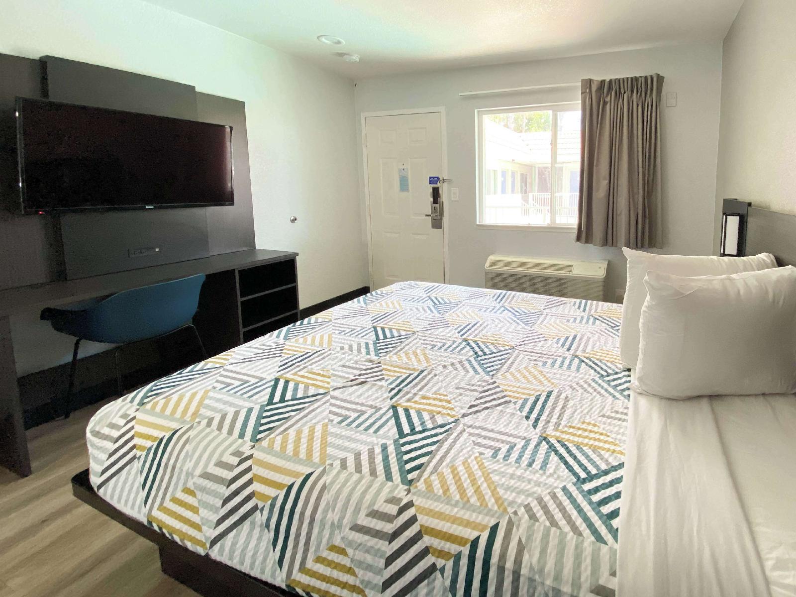 Motel 6 Costa Mesa