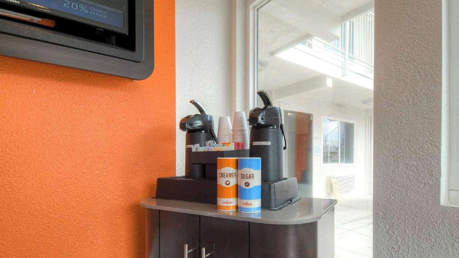 Motel 6 Costa Mesa