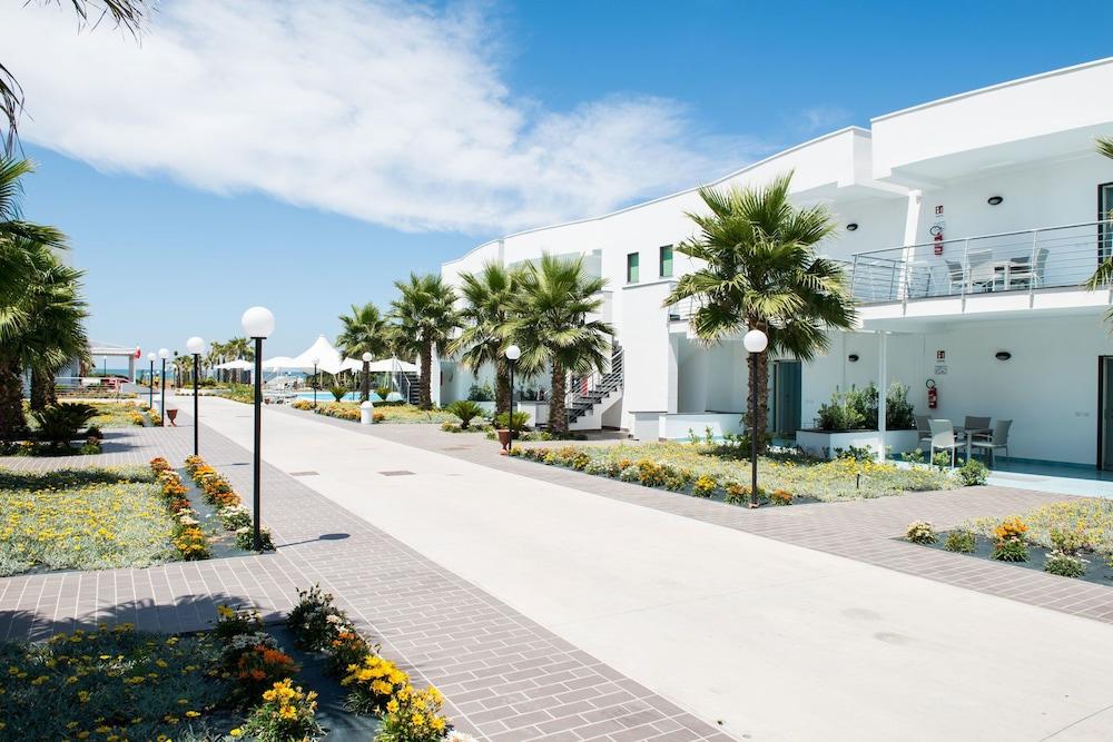 Medea Beach Resort