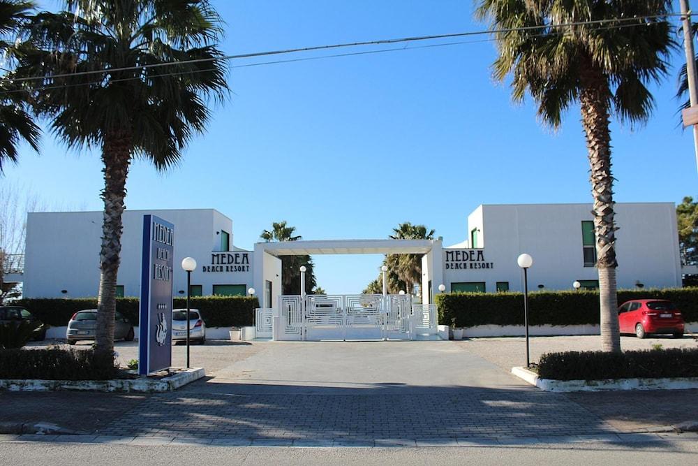 Medea Beach Resort