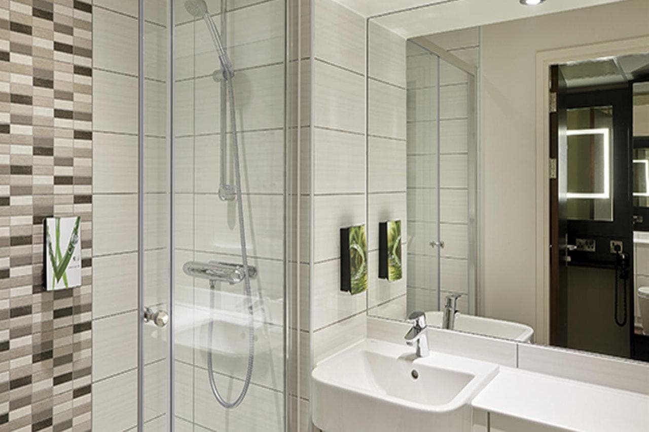 Premier Inn Watford Central