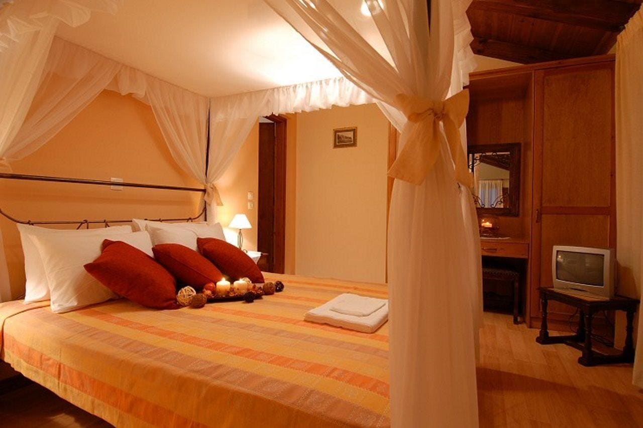 Anatoli Labreon Guesthouse - Apartments
