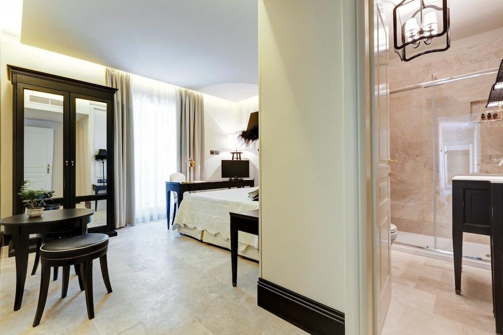 Profumo Maison d'Hotes