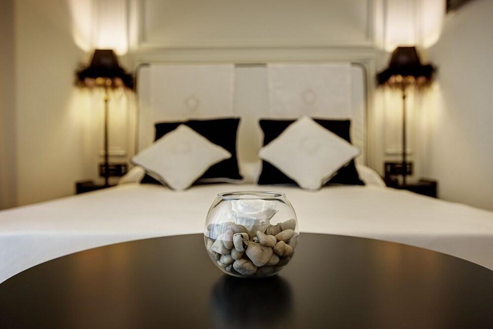 Profumo Maison d'Hotes