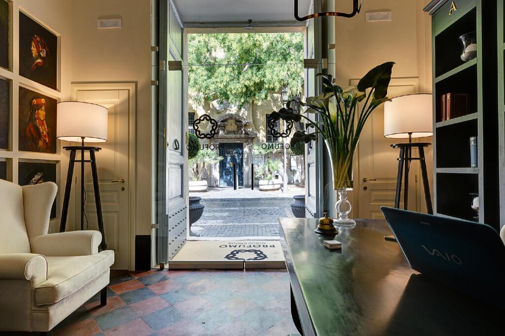 Profumo Maison d'Hotes