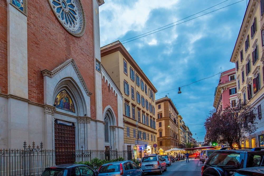Vatican Studio Apartment
