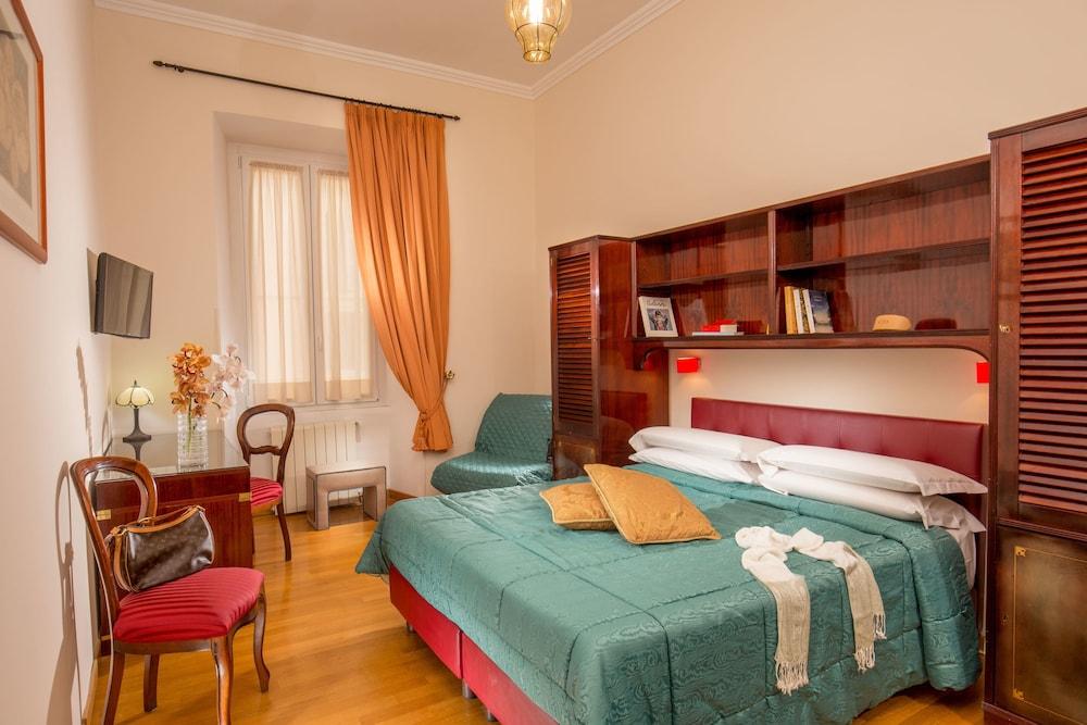 Vatican Studio Apartment