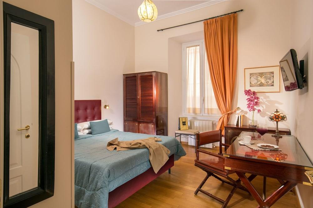 Vatican Studio Apartment