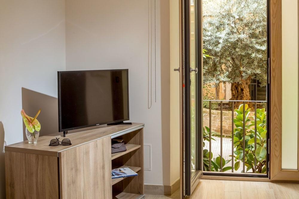Vatican Studio Apartment
